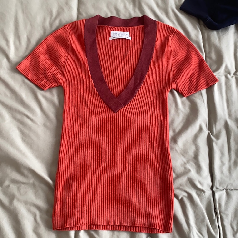 V-neck Knitted Top